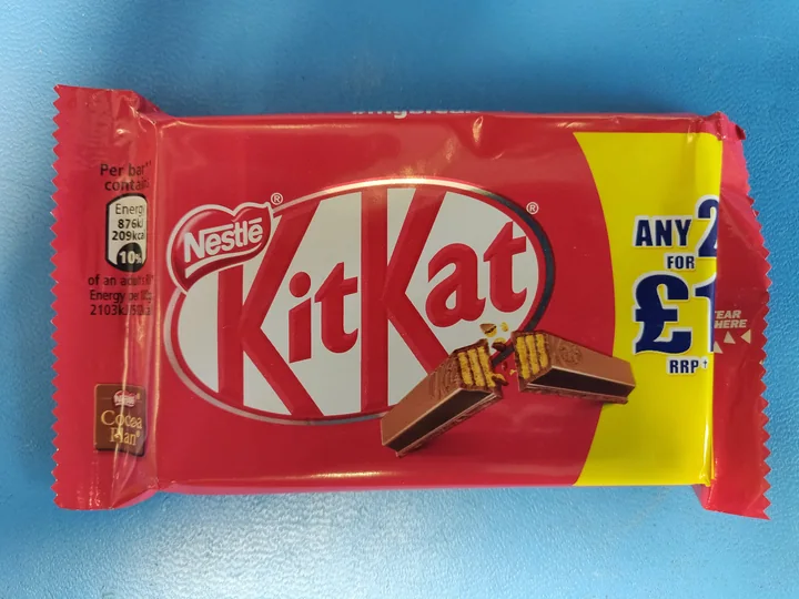 KitKat Chocolate Bars, 12 × 24 bars